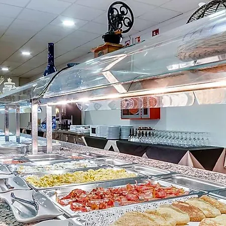 格兰海滩酒店 圣波拉