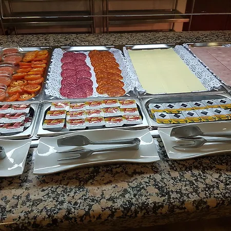 格兰海滩酒店
